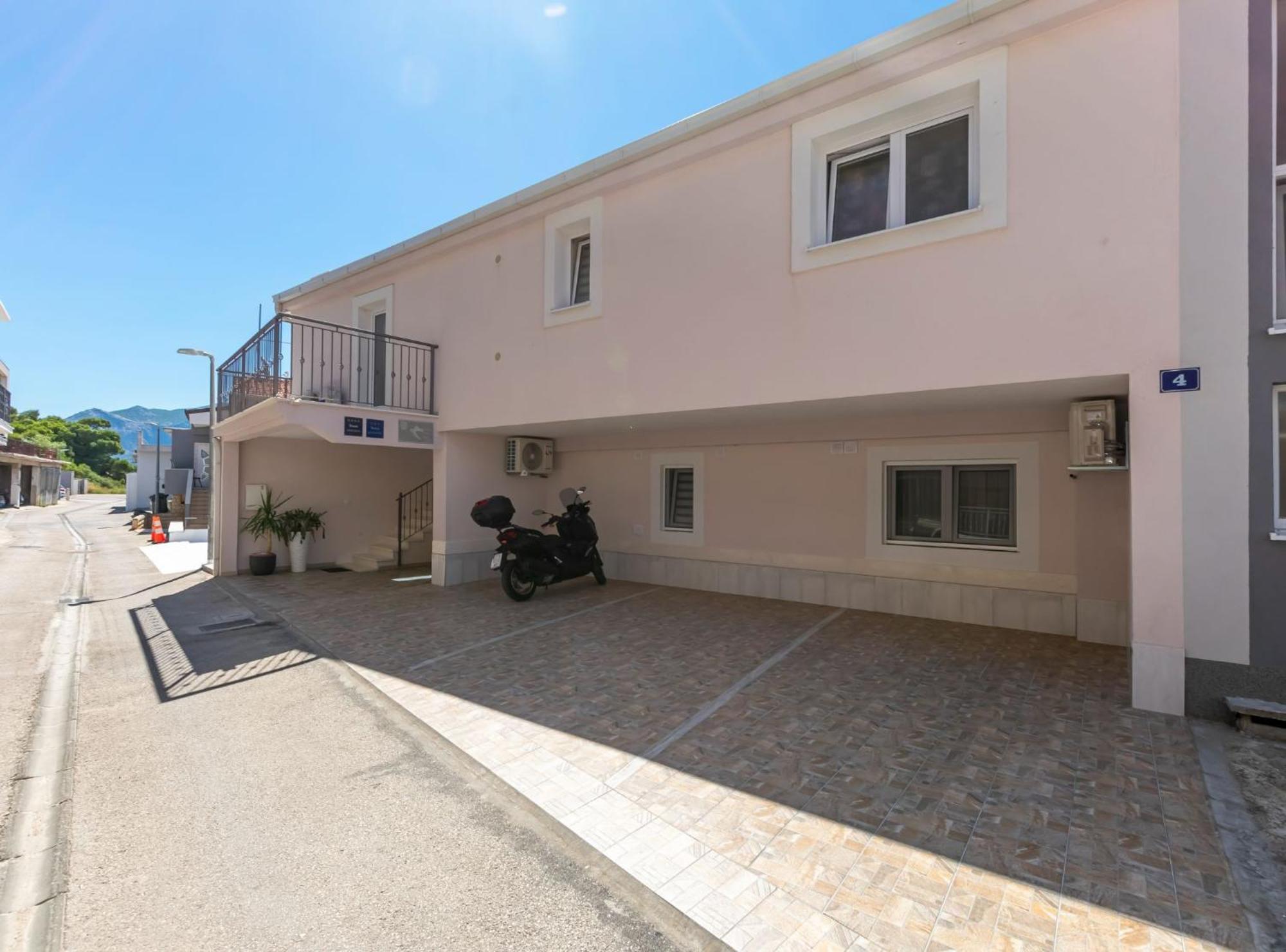 Apartments Hope Dugi Rat Extérieur photo